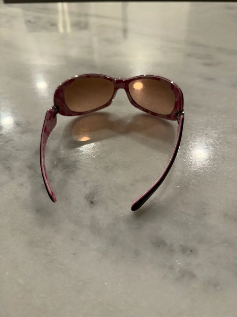 Oakley Women’s Pink and Black Frame Sunglasses with Brown Lenses - Picture 4 of 5
